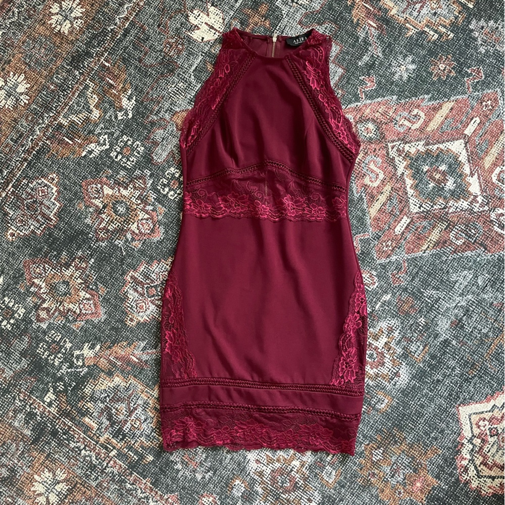 Akira maroon midi with lace detail